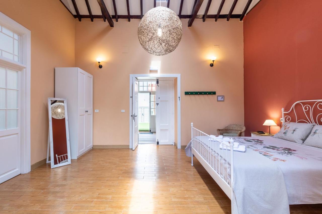 Casona Gildana: Historia, Patrimonio/e-working Holiday home *
