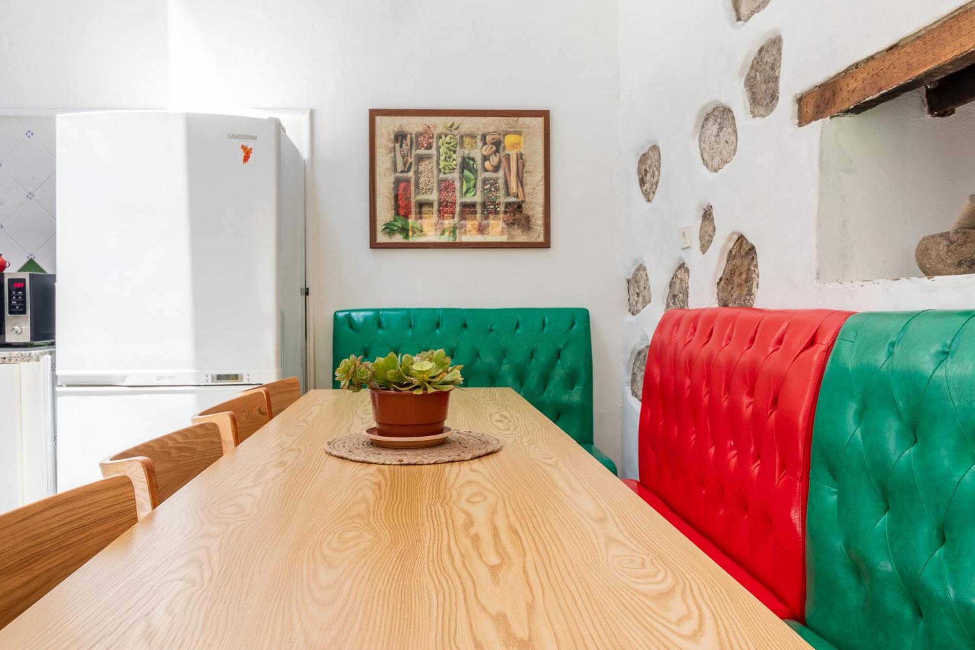 Casona Gildana: Historia, Patrimonio/e-working Holiday home Arucas
